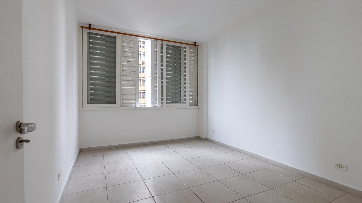 Apartamento à venda com 3 quartos, 117m² - Foto 12