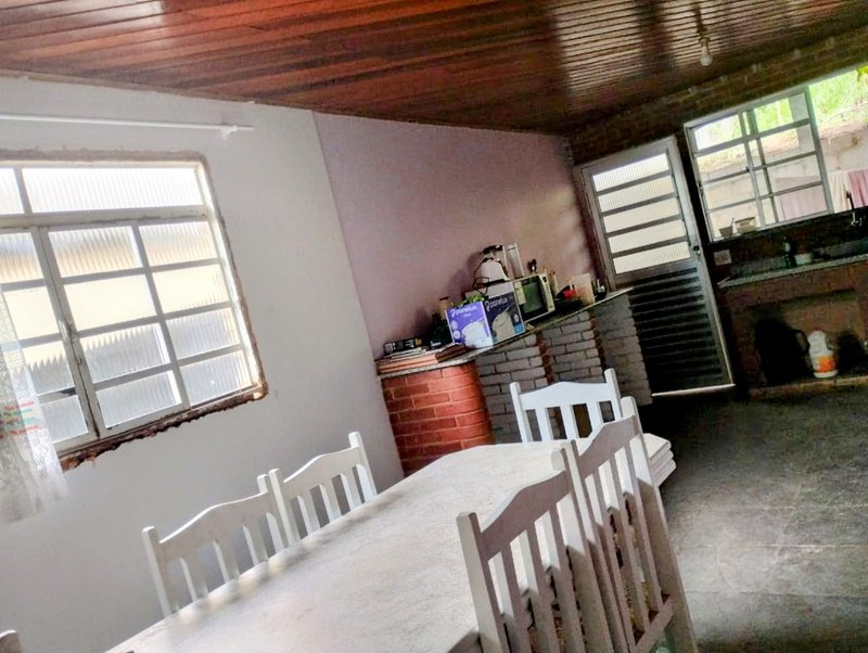 Casa à venda no Centro de Igaratá - Igaratá - 