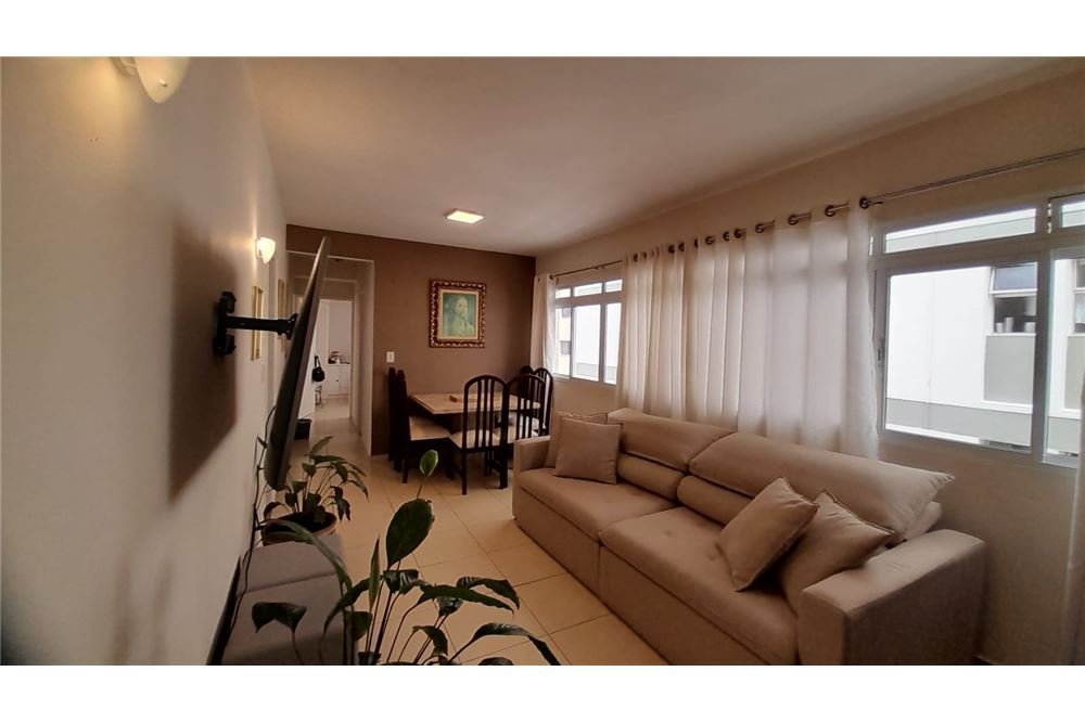 Apartamento à venda com 3 quartos, 76m² - Foto 1