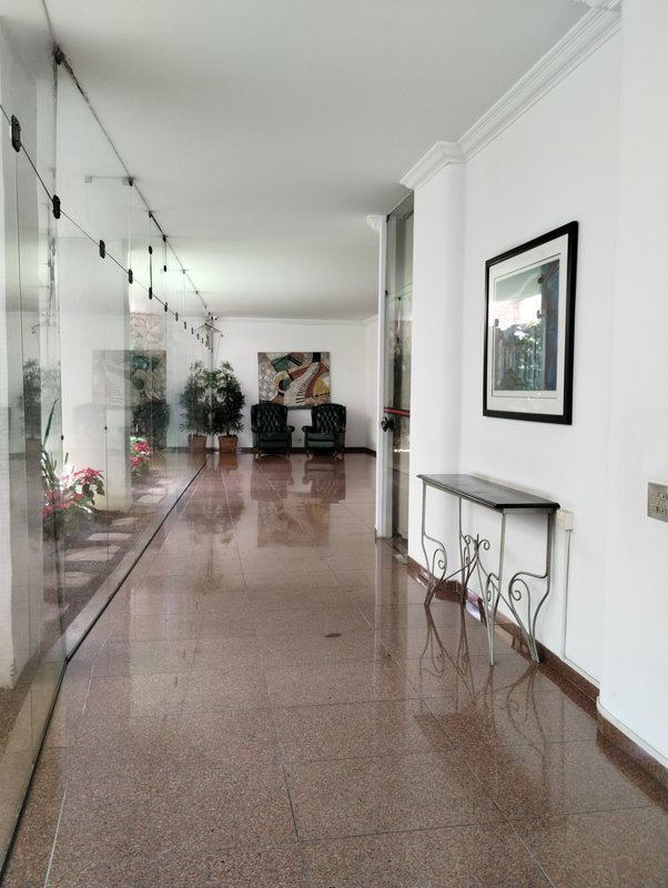 Higienópolis - apartamento amplo, andar alto, ótima localização!! Rua Itacolomi São Paulo - 