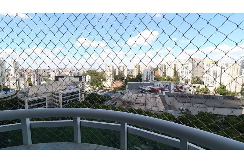 Apartamento na Vila Andrade com 3 suítes 177m² Itapimirum São Paulo - 