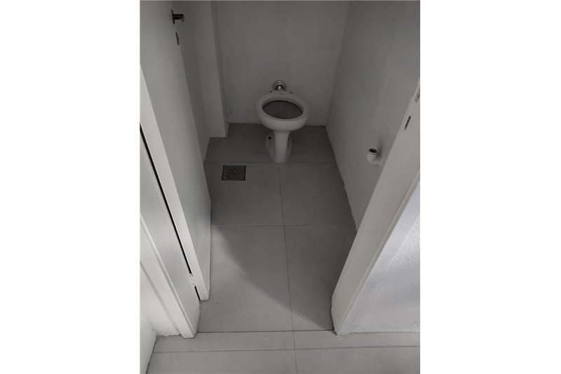 Apartamento com 2 dormitórios á 250m da Av Assis Brasil Itararé Porto Alegre - 
