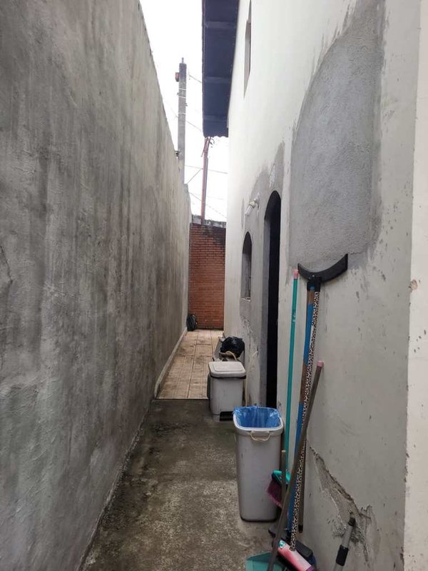 Casa 4 dormitórios no Jd. Benoa Rua prof Olegário Cardoso Filho  Santana de Parnaíba - 