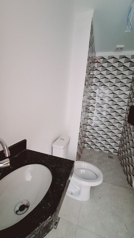 Apartamento à venda pronto para morar com 2 dormitórios na Vila Carrão Rua Trapicheiro São Paulo - Banheiro