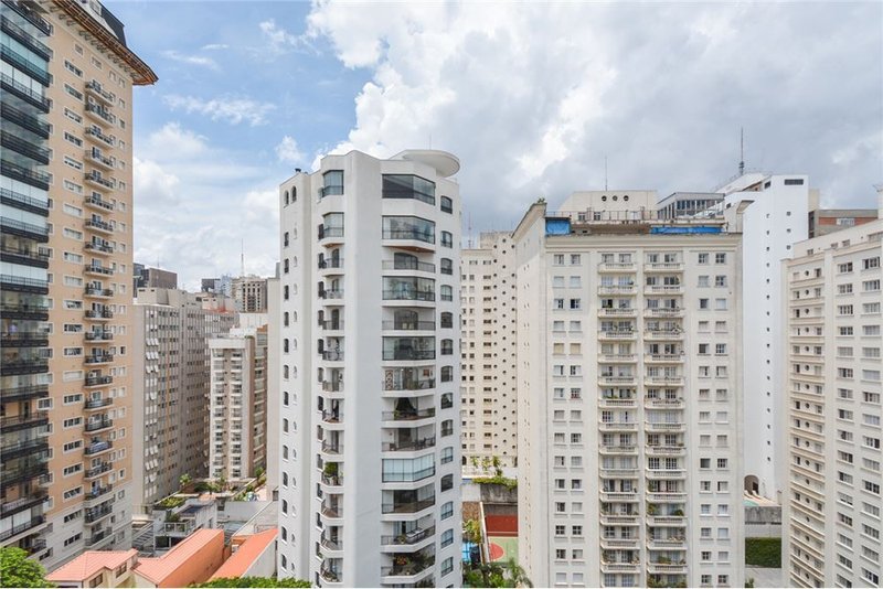 Cobertura Duplex nos Jardins com 260m² Sarutaia São Paulo - 