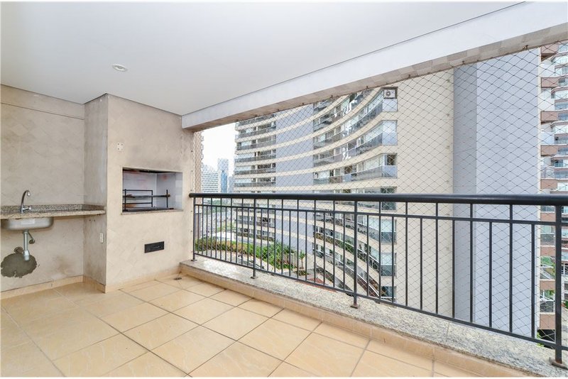 Apartamento no Brooklin com 94m² Bacaetava São Paulo - 