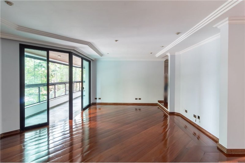 Apartamento em Moema com 3 suítes 172m² Ibijaú São Paulo - 