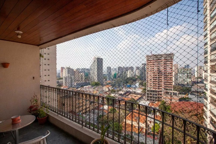 Perdizes - apartamento amplo, varanda, 4 dormitórios, 3 vagas Rua Aimberê São Paulo - 