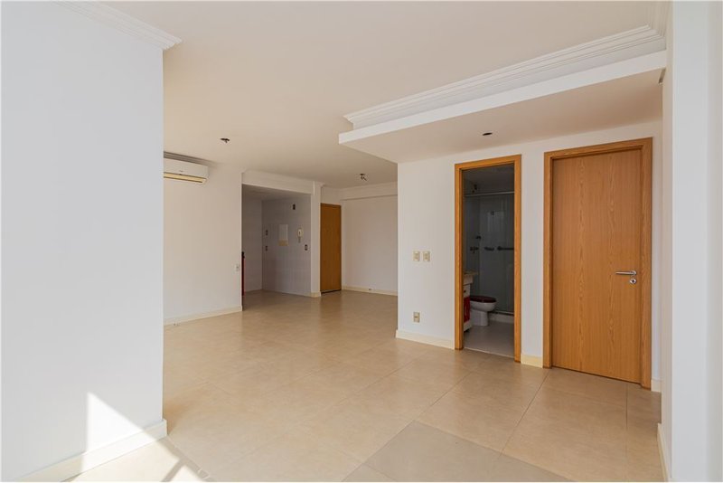 Apartamento de 3 dormitórios próximo ao Consulado Americano Jari Porto Alegre - 