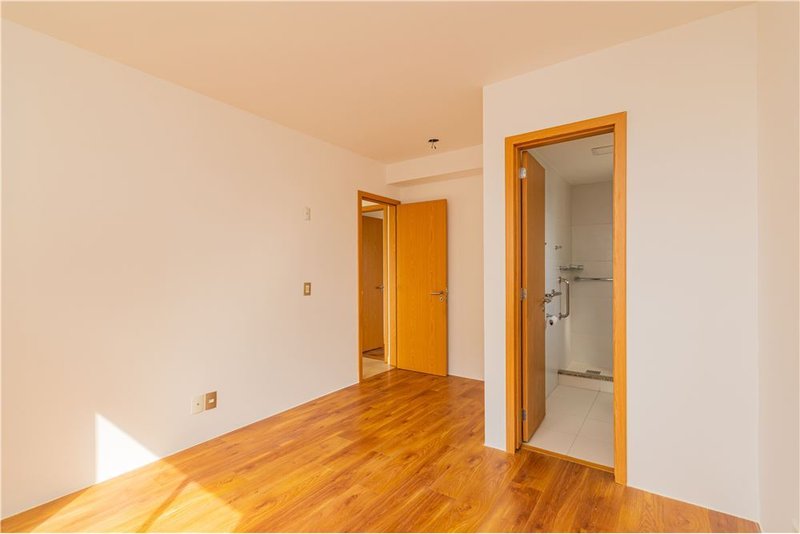 Apartamento de 3 dormitórios próximo ao Consulado Americano Jari Porto Alegre - 
