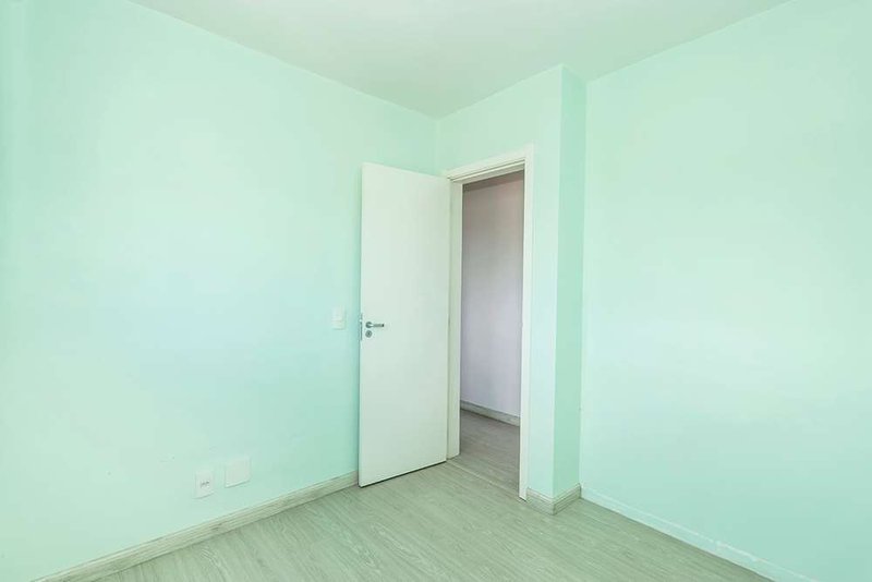 Apartamento com 3 dormitórios na Av Coronel Massot Coronel Massot Porto Alegre - 