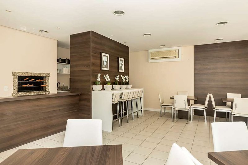 Apartamento com 3 dormitórios na Av Coronel Massot Coronel Massot Porto Alegre - 