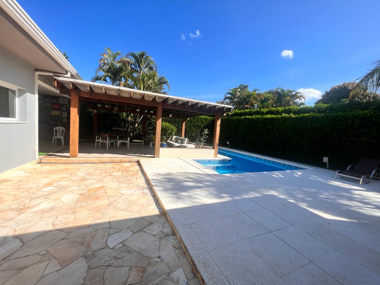 Casa com  4 dormit&oacute;rios &agrave; venda, 515 m&sup2; - Condom&iacute;nio Lago Azul Golfe Clube -Ara&ccedil;oiaba-SP Rodovia Raposo Tavares  Araçoiaba da Serra - 