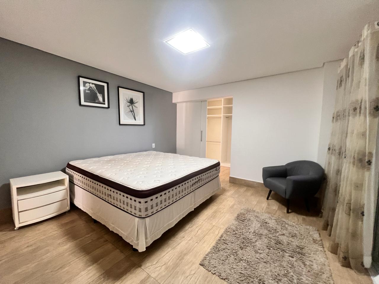 Casa com  4 dormit&oacute;rios &agrave; venda, 515 m&sup2; - Condom&iacute;nio Lago Azul Golfe Clube -Ara&ccedil;oiaba-SP Rodovia Raposo Tavares  Araçoiaba da Serra - 