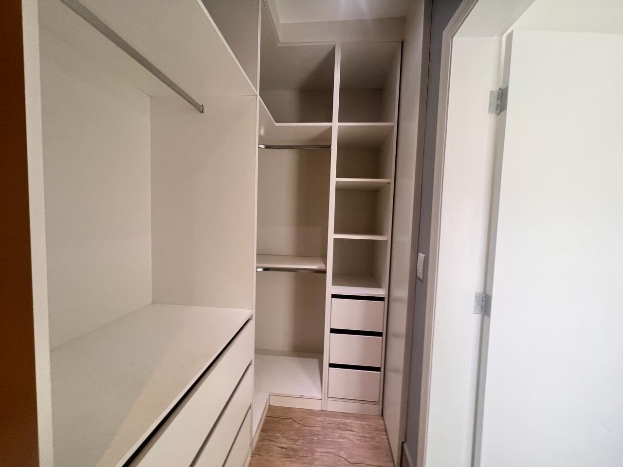 Casa com  4 dormit&oacute;rios &agrave; venda, 515 m&sup2; - Condom&iacute;nio Lago Azul Golfe Clube -Ara&ccedil;oiaba-SP Rodovia Raposo Tavares  Araçoiaba da Serra - 