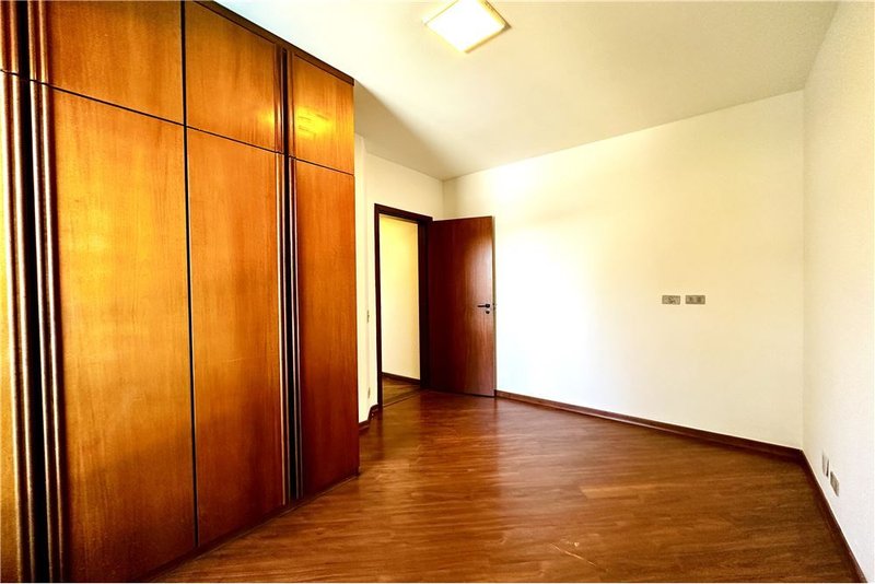 Apartamento com 134m² Doutor Armando Franco Soares Caiuby São Paulo - 