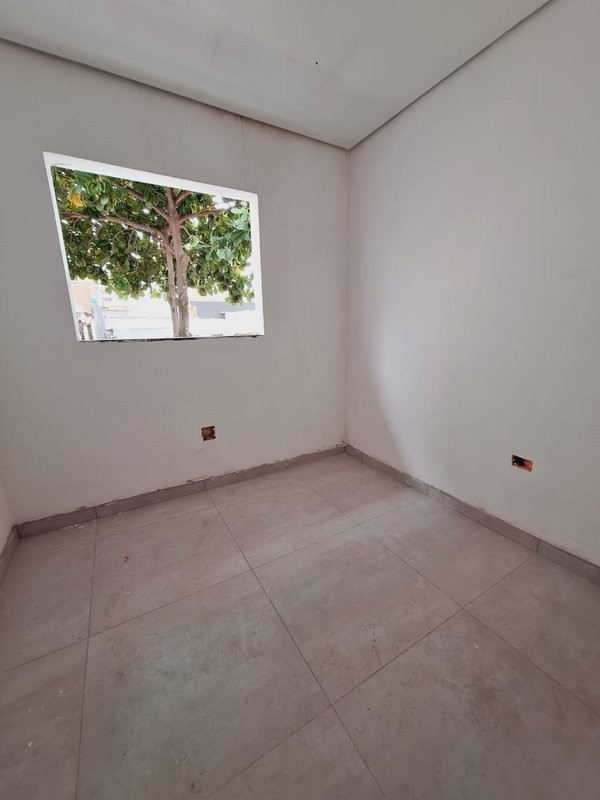 Apartamento à venda pronto para morar com 2 dormitórios na Vila Matilde Rua Embiruçú São Paulo - Unidade 10 2°Andar - Frente c/sacada - Fevereiro 2024