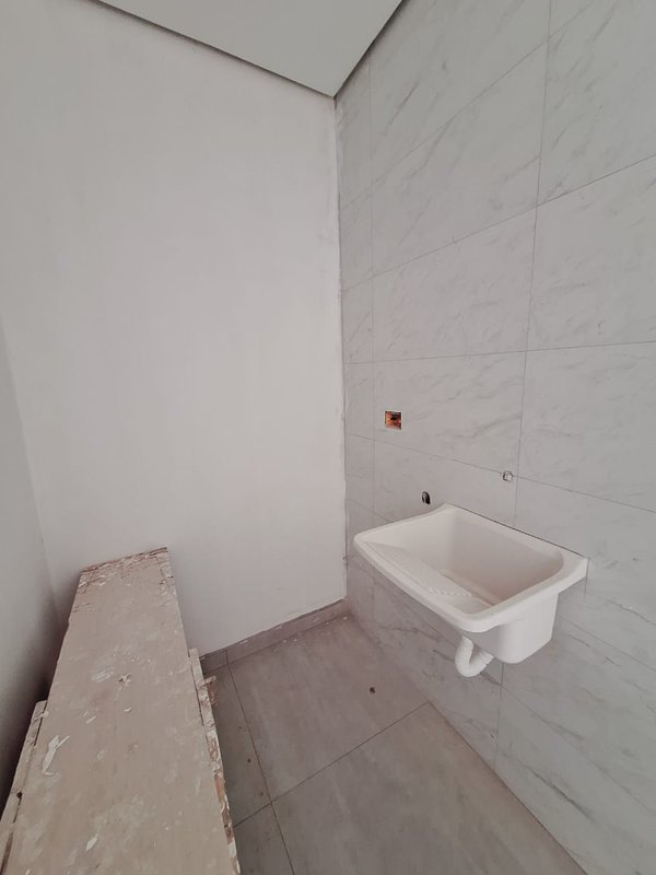 Apartamento à venda pronto para morar com 2 dormitórios na Vila Matilde Rua Embiruçú São Paulo - Unidade 10 2°Andar - Frente c/sacada - Fevereiro 2024