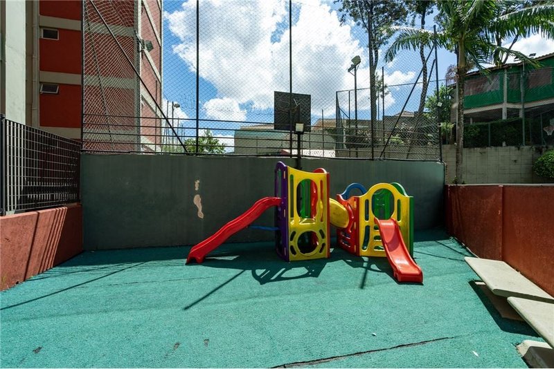 Apartamento no Jardim Colombo com 90m² Nilza Medeiros Martins São Paulo - 