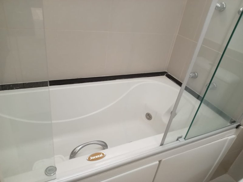 Apartamento com 178m² - 4 dormitórios, 4 vagas - Água Branca / Perdizes Rua Airosa Galvão São Paulo - 