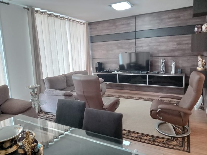 Apartamento com 178m² - 4 dormitórios, 4 vagas - Água Branca / Perdizes Rua Airosa Galvão São Paulo - 