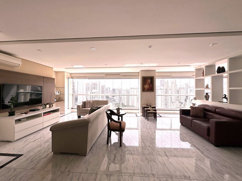 Apartamento com 160m² - 3 suítes - 3 vagas - Vila Romana Rua Fábia São Paulo - 