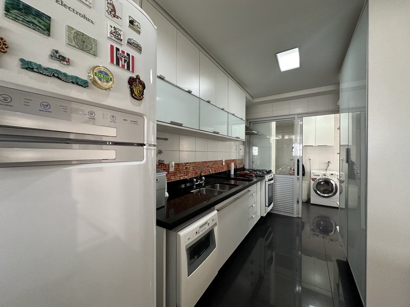 Apartamento com 160m² - 3 suítes - 3 vagas - Vila Romana Rua Fábia São Paulo - 