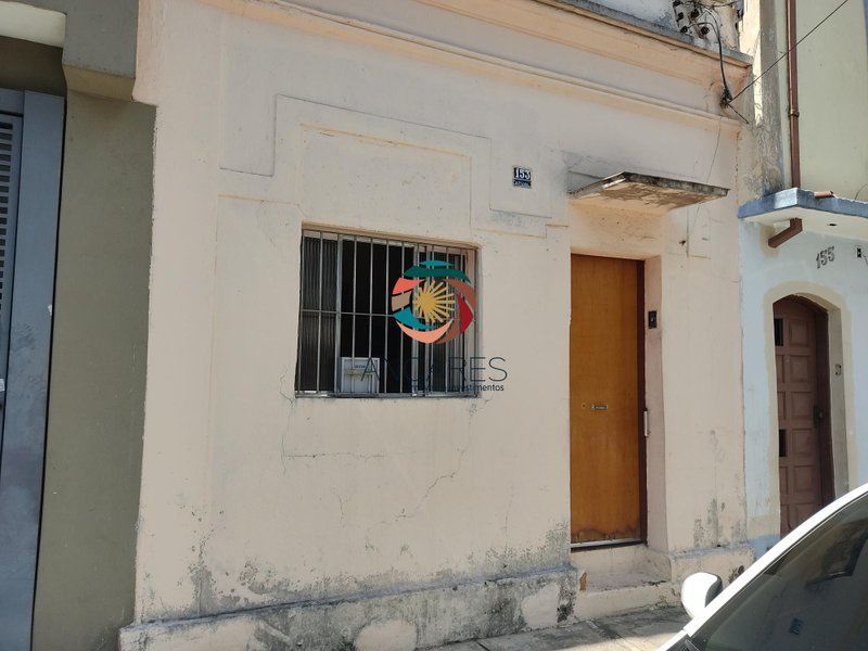 Casa antiga para reforma e com potencial de valorização no bairro Fundação em Sã Rua Herculano de Freitas São Caetano do Sul - 