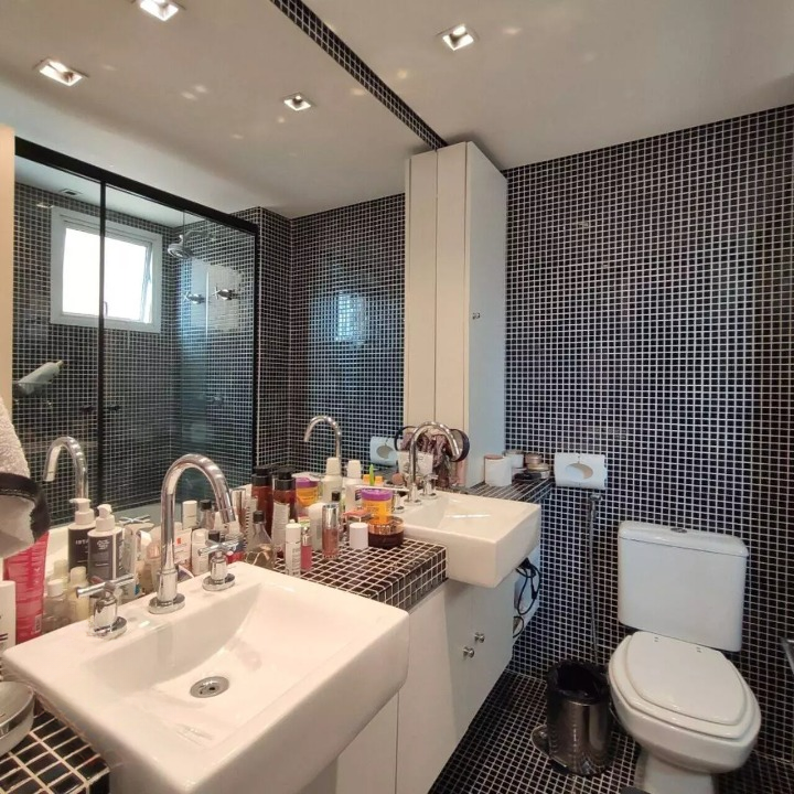 Apartamento com 178 m² - 3 suítes - 4 vagas na Água Branca / Perdizes Rua Airosa Galvão São Paulo - 