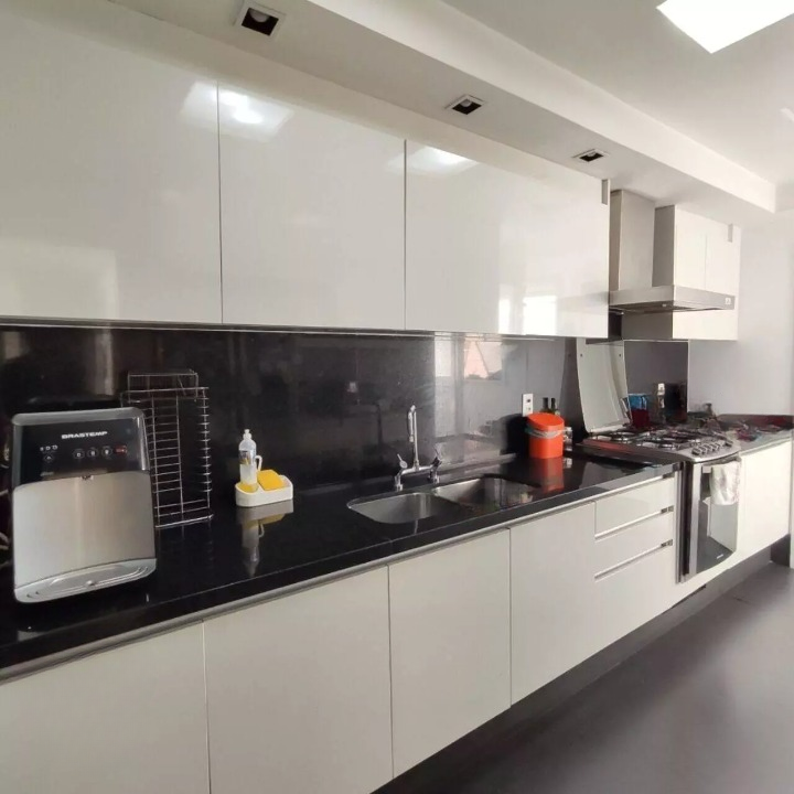 Apartamento com 178 m² - 3 suítes - 4 vagas na Água Branca / Perdizes Rua Airosa Galvão São Paulo - 