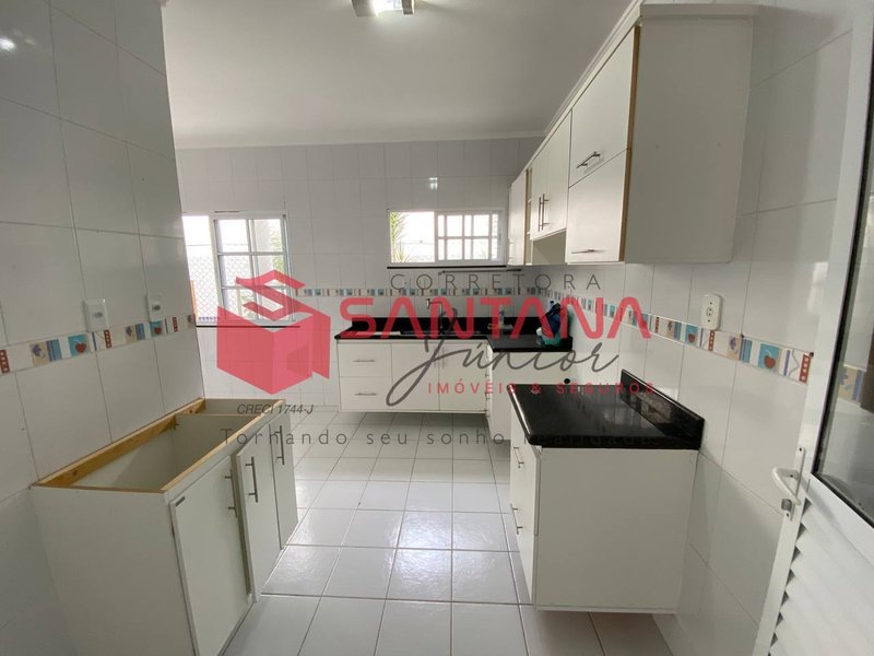 Village em Ipitanga com 3/4 sendo 2 suite. (INDISPONÍVEL) Rua Nivaldo Domingos Lauro de Freitas - 