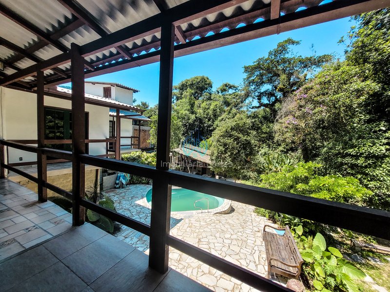 Casa com 3 Quartos por R$ 450.000,00 - Cachoeira dos Tamanqueiros - Santo Aleixo - RJ Rua Francisco Alves de Oliveira Magé - 