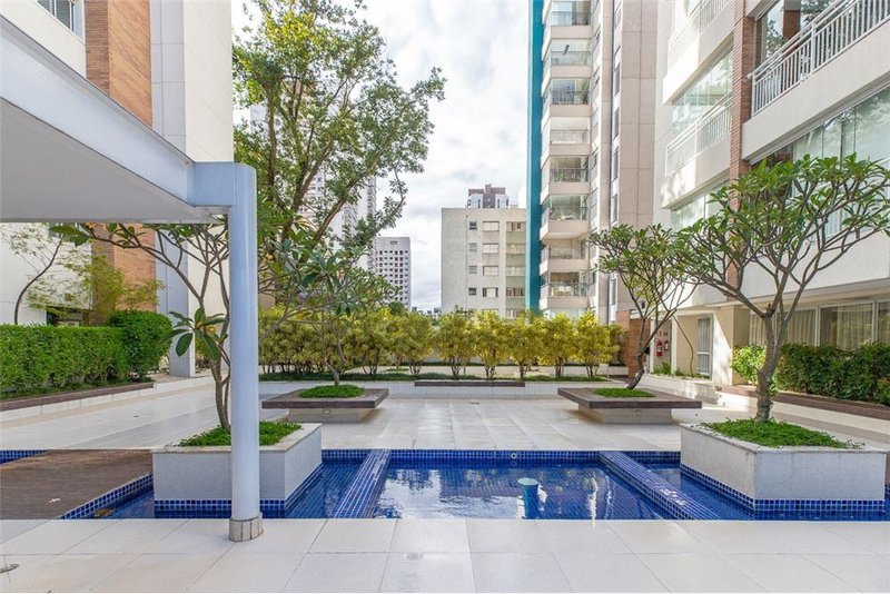 Apartamento no Jardim Prudência com 54m² Aracuípe São Paulo - 