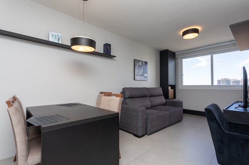 R$ 699.000 - ALTO PADRÃO - LINDÍSSIMO APARTAMENTO - ANDAR ALTO - 53M2 - 1 DORM - 2 VAGAS Alameda Emílio de Menezes Porto Alegre - 