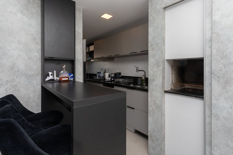 R$ 699.000 - ALTO PADRÃO - LINDÍSSIMO APARTAMENTO - ANDAR ALTO - 53M2 - 1 DORM - 2 VAGAS Alameda Emílio de Menezes Porto Alegre - 