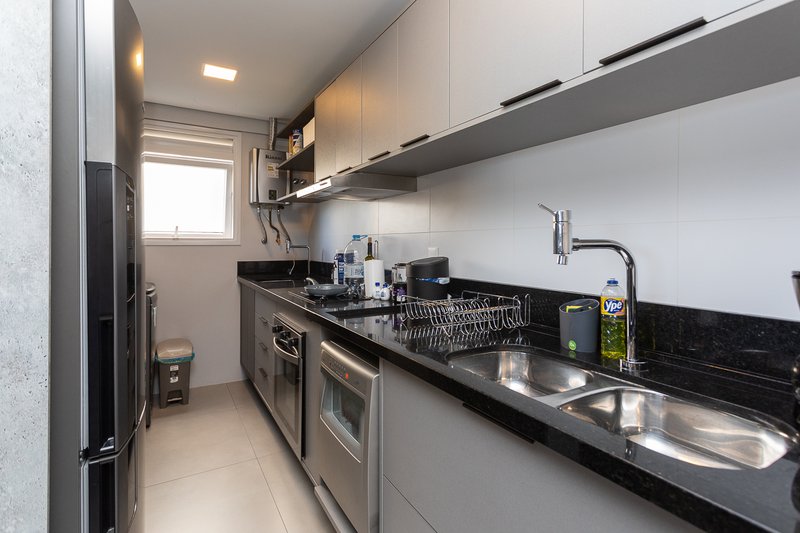 R$ 699.000 - ALTO PADRÃO - LINDÍSSIMO APARTAMENTO - ANDAR ALTO - 53M2 - 1 DORM - 2 VAGAS Alameda Emílio de Menezes Porto Alegre - 