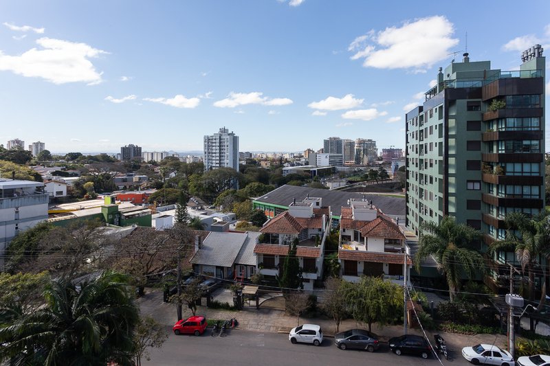R$ 699.000 - ALTO PADRÃO - LINDÍSSIMO APARTAMENTO - ANDAR ALTO - 53M2 - 1 DORM - 2 VAGAS Alameda Emílio de Menezes Porto Alegre - 