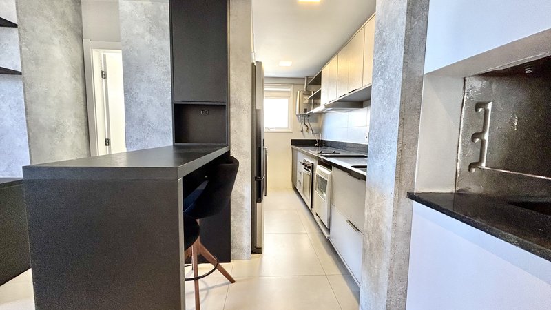 R$ 699.000 - ALTO PADRÃO - LINDÍSSIMO APARTAMENTO - ANDAR ALTO - 53M2 - 1 DORM - 2 VAGAS Alameda Emílio de Menezes Porto Alegre - 