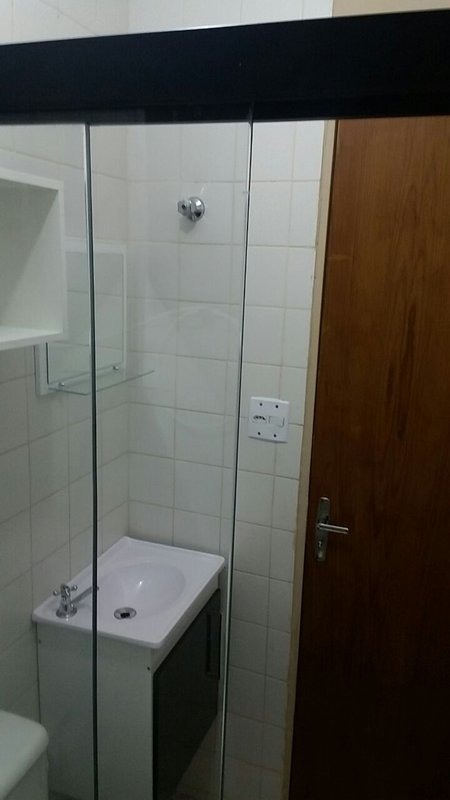 Apartamento Condomínio João XXIII, 02 dormitórios, 01 banheiro, 01 vaga e lazer - Mogi das Cruzes - 