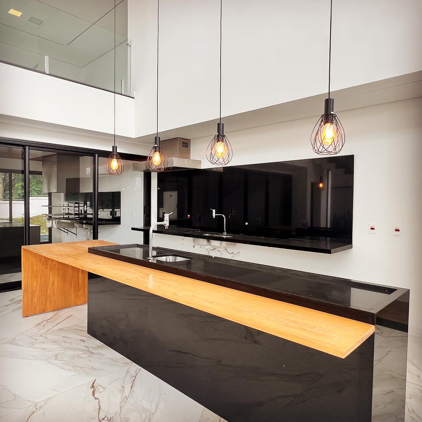 Casa com 3 dormit&oacute;rios &agrave; venda, 326 m&sup2; - Alphaville Nova Esplanada IV - Votorantim - SP Alameda Nova Zelândia Votorantim - 