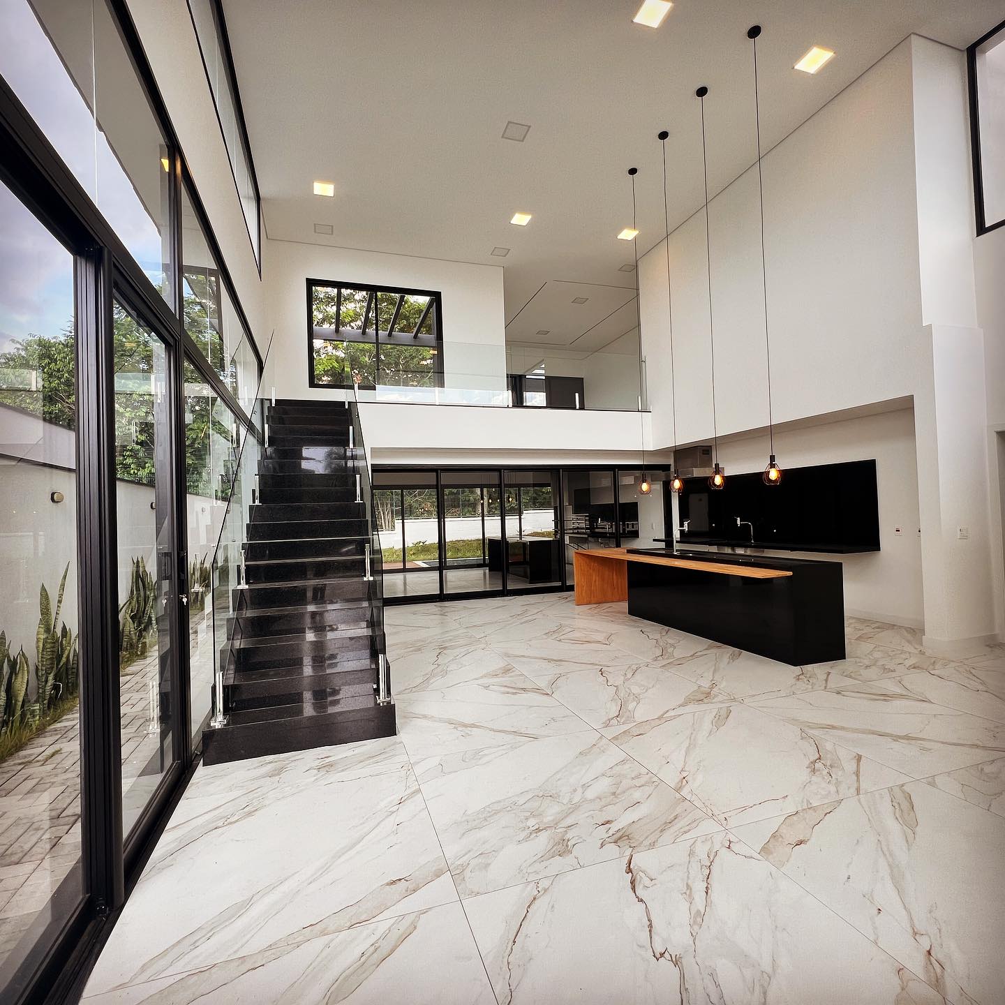 Casa com 3 dormit&oacute;rios &agrave; venda, 326 m&sup2; - Alphaville Nova Esplanada IV - Votorantim - SP Alameda Nova Zelândia Votorantim - 