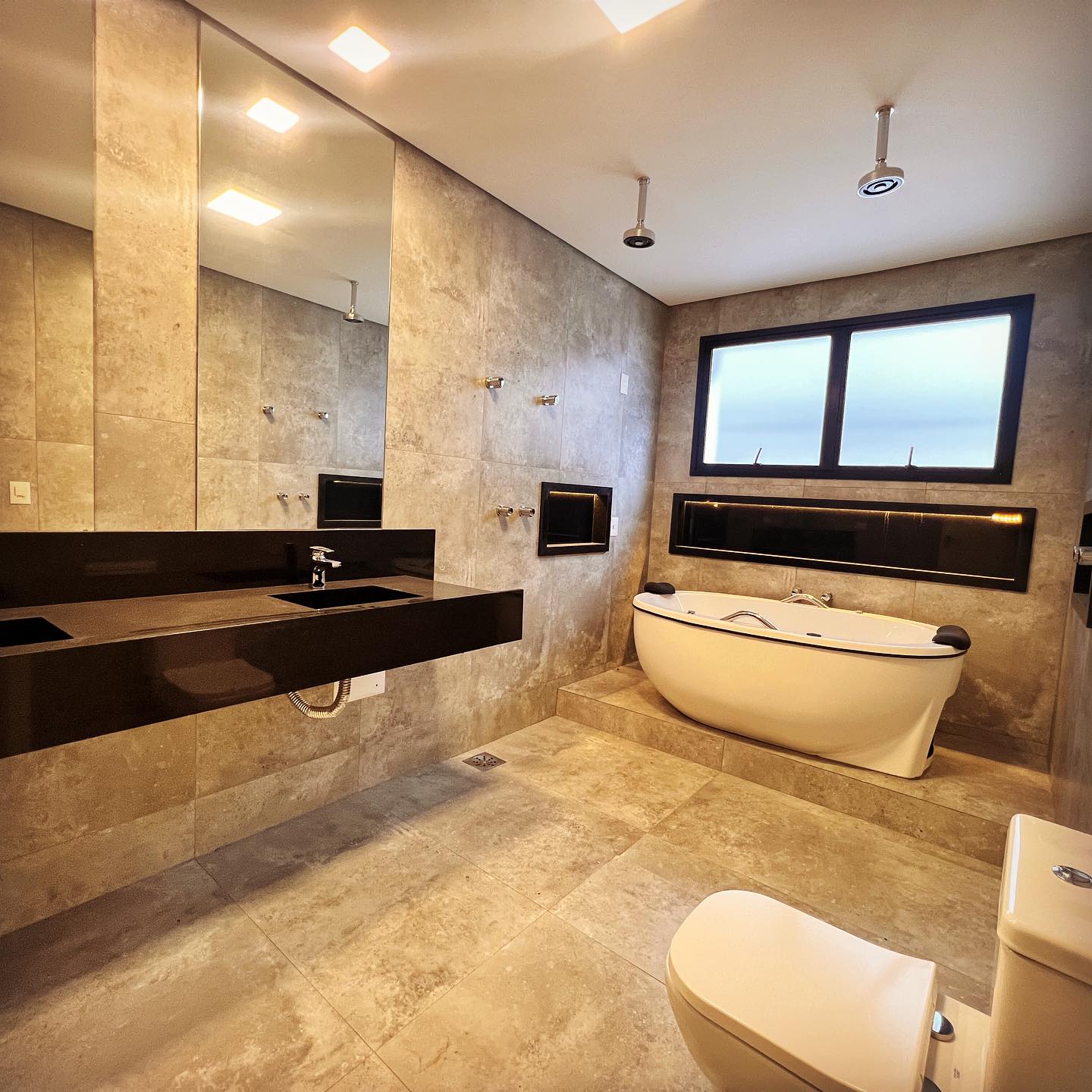 Casa com 3 dormit&oacute;rios &agrave; venda, 326 m&sup2; - Alphaville Nova Esplanada IV - Votorantim - SP Alameda Nova Zelândia Votorantim - 