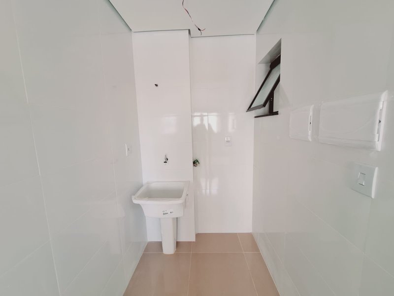 Apartamento com 1 ou 2 dormitórios à venda, 36 m² - Itaquera - São Paulo/SP Rua Paulo Lopes de Leão São Paulo - 2 dorm - Fundos
