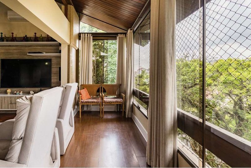 Cobertura Duplex de 345m² no Lindóia Bogotá Porto Alegre - 