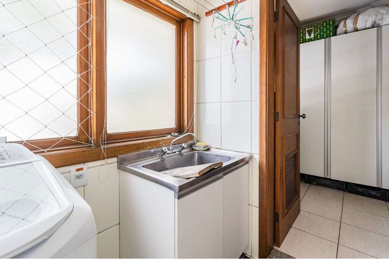 Cobertura Duplex de 345m² no Lindóia Bogotá Porto Alegre - 