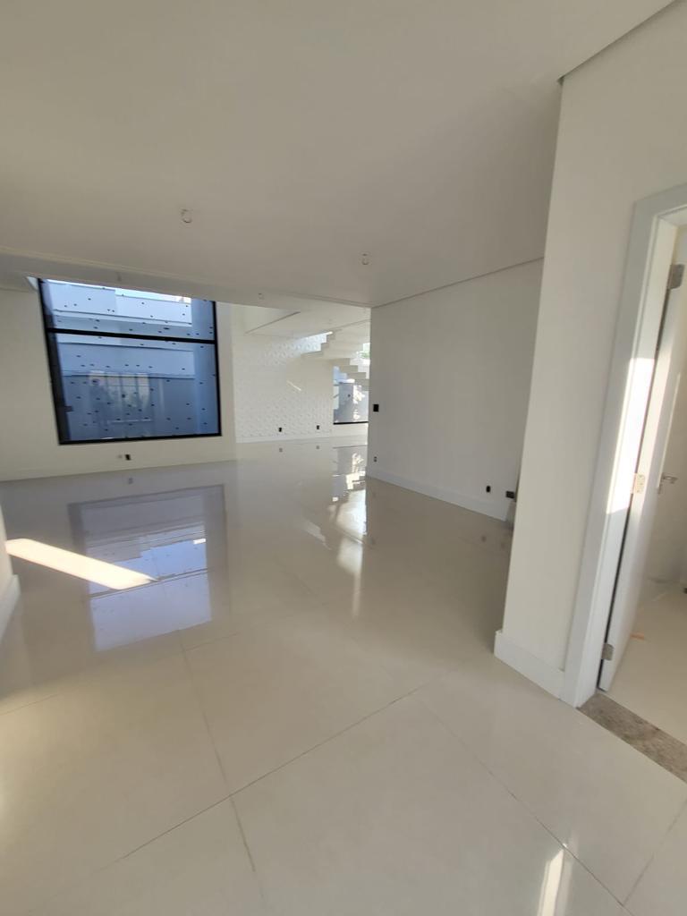 Casa com 3 dormit&oacute;rios &agrave; venda, 416 m&sup2; - Alphaville Nova Esplanada III - Votorantim - SP Alameda Nova Zelândia Votorantim - 