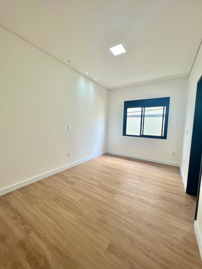 Casa com 3 dormit&oacute;rios &agrave; venda 240 m&sup2; - Alphaville Nova Esplanada III - Votorantim - SP Alameda Nova Zelândia Votorantim - 