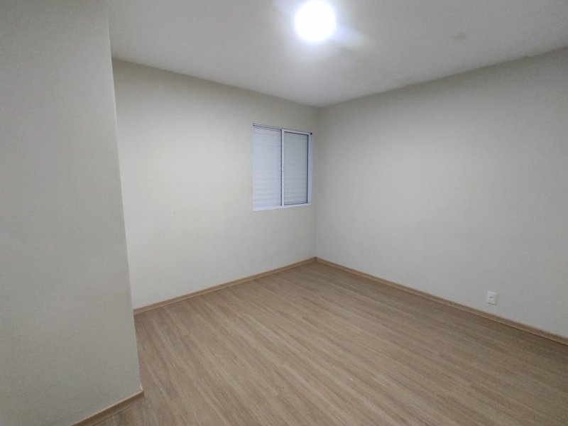 Apartamento no Residencial Alvarinho  Mogi das Cruzes - 