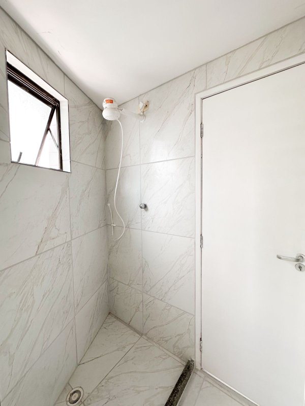 Apartamento para alugar com 3 quartos sendo 2 suítes, 94,30m² A partir de: R$ 3.501,00 Avenida Fernando Simões Barbosa Recife - 