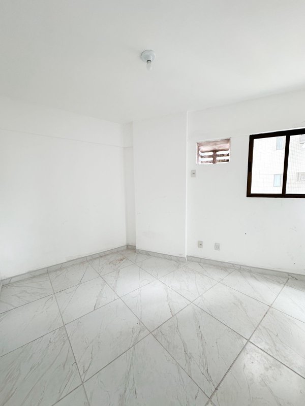 Apartamento para alugar com 3 quartos sendo 2 suítes, 94,30m² A partir de: R$ 3.501,00 Avenida Fernando Simões Barbosa Recife - 